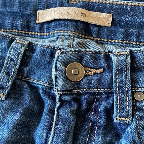 JOE’s Jeans Size 25 $50 Excellent Condition distressed - Picture 3 of 5